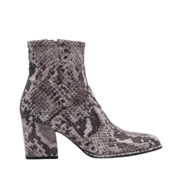 NWT Marc Fisher Snakeprint Stretch Bootie 6 - Picture 2 of 8